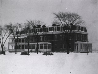 U.S. Army. General Hospital No. 30, Plattsburg, N.Y: Station Hospital, Plattsburg Barracks (front)