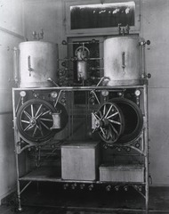 Base Hospital No. 2. Etretat, France: Sterilizer for dressings, instruments and water used for 24,000 surgical cases