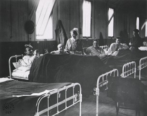 U. S. Army Base Hospital Number 18, Bazoilles, France: Johns Hopkins Unit, wounded soldier entertaining comrades