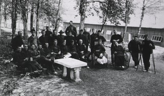U. S. Army Base Hospital Number 18, Bazoilles, France: Johns Hopkins Unit, wounded soldiers enjoying the outdoors