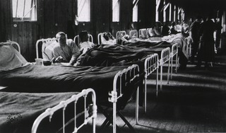 U. S. Army Base Hospital Number 18, Bazoilles, France: Johns Hopkins Unit, caring for wounded soldiers