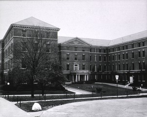 U.S. Army. Walter Reed General Hospital, Washington, D.C: Exterior view- Wards