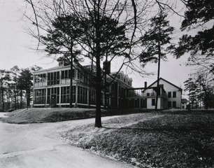 U.S. Army. Post Hospital, Fort Oglethorpe, Ga: End and rear view of Main Building