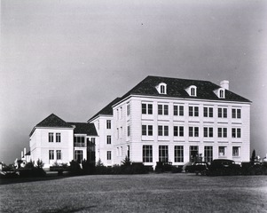 U.S. Army Post Hospital, Barksdale Field, Louisiana: Side view of main building