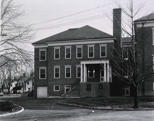 U.S. Army Hospital, Fort Howard, Maryland: Side view of main building