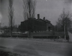 U.S. Army Post Hospital, Jefferson Barracks, Missouri: Main building