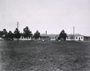 U.S. Army Station Hospital, Kelly Field, TX: Side view, main building