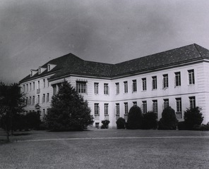 U.S. Air Force. Hospital, Barksdale AFB, Shreveport, La: Side view