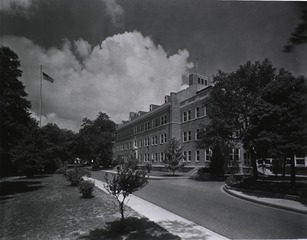 U.S. Naval Hospital, Pensacola, FL: Front view