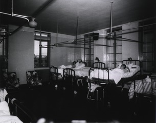 U.S. Air Force. Hospital, Barksdale AFB, Shreveport, La: Interior view- Adult Female Ward