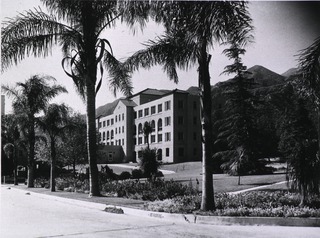 U.S. Veterans Administration Hospital, San Fernando, Ca: General view