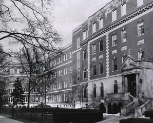 St. Francis Hospital, Hartford, Conn: Entrance to Dillon Memorial