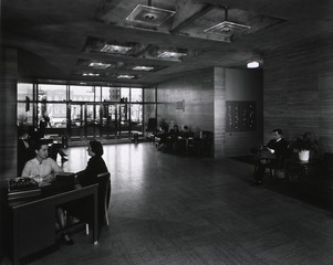 George Washington University Hospital, Washington, D.C: Interior view- Main Lobby