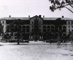 U.S. Veterans Administration Hospital, Bay Pines, Fla: Front view