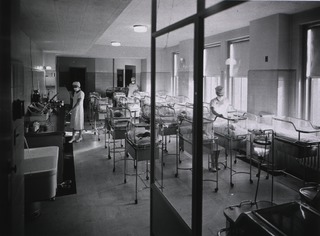 Wesley Memorial Hospital, Chicago, Ill: Interior view- Nursery