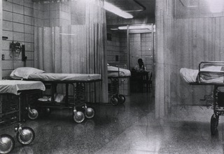 Mount Carmel Mercy Hospital, Detroit: Interior view- Emergency ward