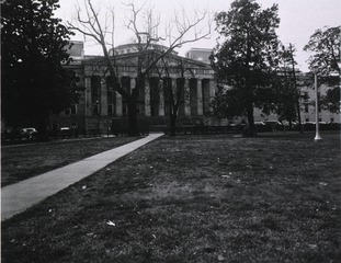 U.S. Naval Hospital, Portsmouth, VA: Front view of main entrance