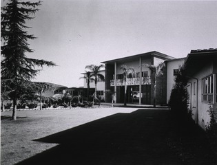 Los Angeles Sanatorium, Duarte, CA: Right front view