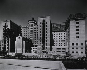 Hospital of the Good Samaritan, Los Angeles, CA: Front view of main building under construction