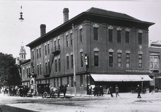 Mayo Clinic and Foundation, Rochester, Minn: Exterior view of office shared by Mayo brothers and their father from 1901-1914