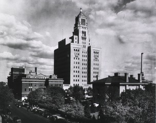 Mayo Clinic and Foundation, Rochester, Minn: Exterior view- 1928 Plummer Building (tower in center)