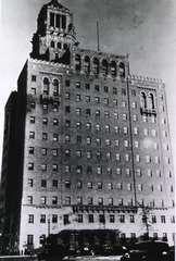 Mayo Clinic and Foundation, Rochester, Minn: Front view