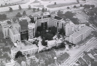 The Evangelical Deaconess Hospital, St. Louis, Mo: [Pamphlet of photos and text]