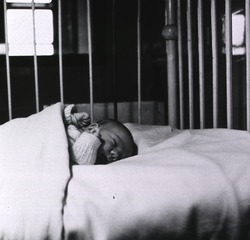 Middlesex Hospital, London, England: Baby after operation