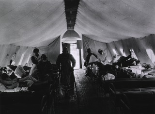 U.S. American National Red Cross Hospital No. 5, Auteuil, France: Interior of Ward No. 5