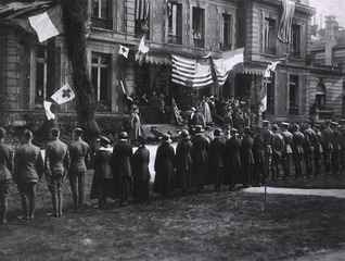 U.S. American National Red Cross Hospital No.3, Paris, France: Preparations for the decoration of Officers