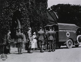 U.S. American National Red Cross Hospital No.4, Liverpool, England: Arrival of Wounded Soldiers