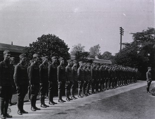 U.S. American National Red Cross Hospital No.4, Liverpool, England: Personnel- Standing retreat
