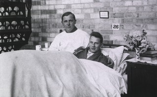 Great Britain, British Red Cross Society Voluntary Aid Detachment Hospital, Newton-Abbot, England: Patients with buddy