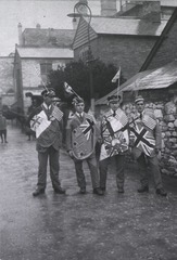 Great Britain, British Red Cross Society Voluntary Aid Detachment Hospital, Newton-Abbot, England: British Tommies sporting the flags of allied nations