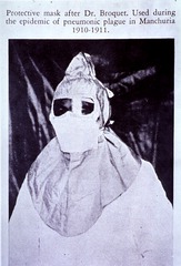 Clothing - protective: Protective mask after Dr. Broquet - used during the epidemic of pneumonic plague in Manchuria