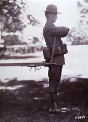 Stretchers: The Medical Soldier wearing new Individual equipment. Showing litter sling attached to suspender