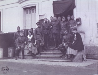 U.S. Army Sanitary Train No. 4: Nurses and officers in front of the 4th Division Field Hospital, Chateau de la Fort, France