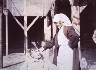 U.S. American National Red Cross: Nurse with patient