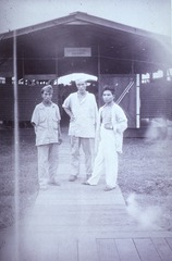 [Artificial limbs]: [Amputees, Philipines, 1940s(?)]