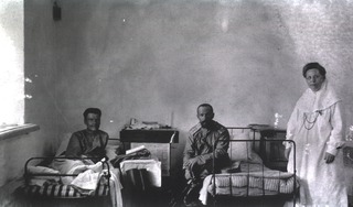 [Officer's ward at Military Hospital No. 1, Harbin]
