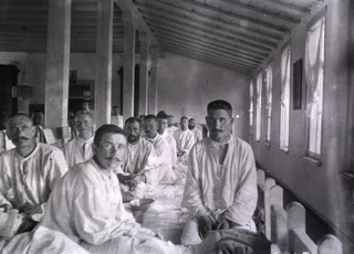 [A ward at Military Hospital No. 15, Harbin]