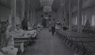[A ward at Kaufman No. 2 Red Cross Hospital, Harbin]