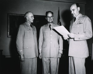[Brig. Gen. Paul I. Robinson with Surgeon Gen. Bliss and Col. Thomas J. Harford]