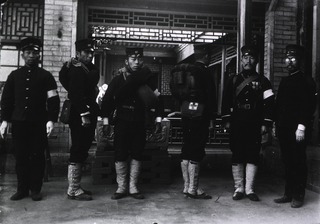 [Russo-Japanese War, 1904-1905, Medical & Sanitary Affairs]: [Japanese soldiers with marching equipment]