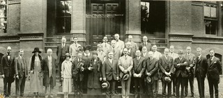 [Collection of Group Portraits]: [American & Canadian Section, International Association of Medical Museums]