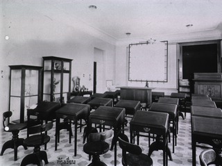 [Lecture Room]