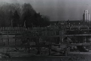[Construction of the new ACRF]