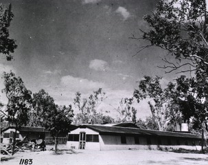 [Exterior view of mess hall, 2nd Field Hospital, Woodstock, Australia]
