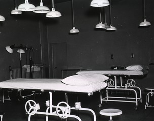 [View of an operating room in the 67th General Hospital, Taunton, Somerset, England]