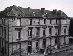 Exterior view of an administration building of the 90th General Hospital, Bar Le Duc, France